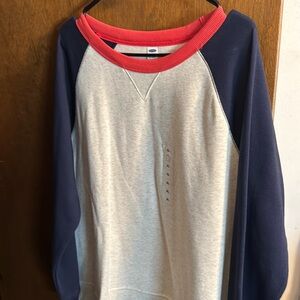 Sweatshirt